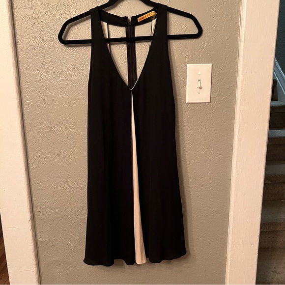 Alice & Olivia Rola Front Godet Leather T-Back Dress - Picture 5 of 8